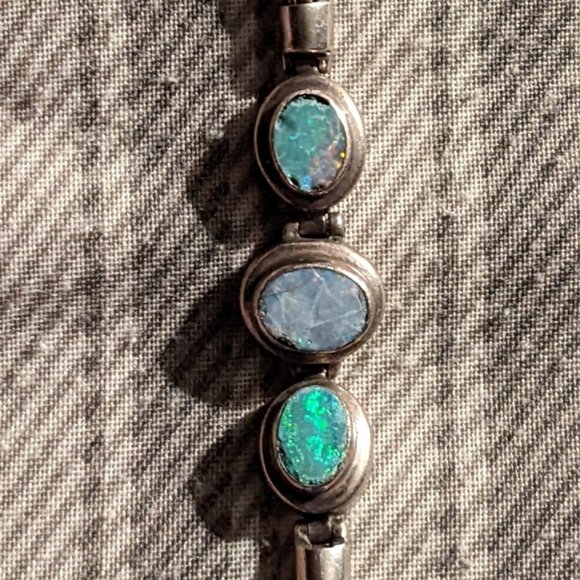 Vintage Jewelry - VTG Blue Fire Opal Bracelet
